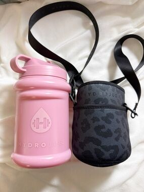 Hydrojug Mini Pink Jug & Black Leopard Insulated Sleeve